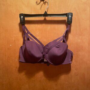Adore Me Strappy Contour Bra (36D)